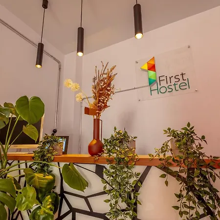 First Bucur 21 Hostel Βουκουρέστι