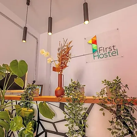 Hostel First Bucur 21 *