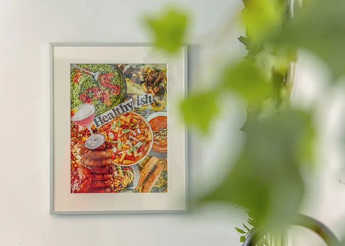 First Bucur 21 * Бухарест