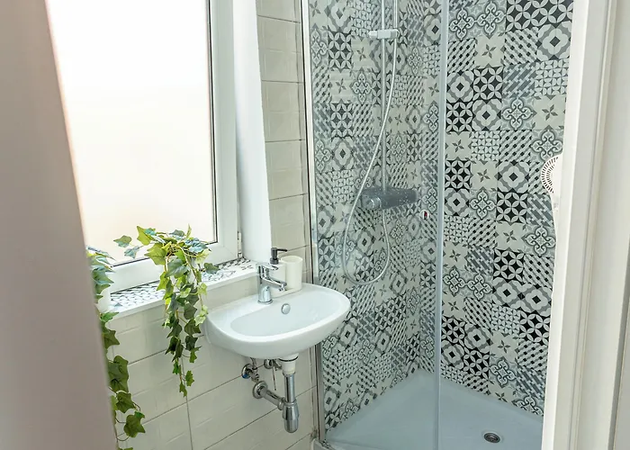 First Bucur 21 Hostel *