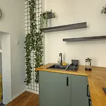 First Bucur 21 * Бухарест